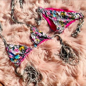 Floral & pink two-piece swimsuit versatile💕